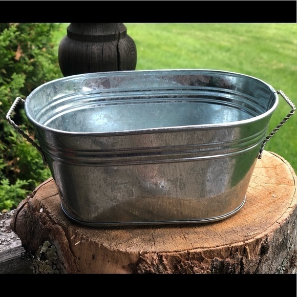 GALVANIZED Planter Floral Pot - Picture 2 of 2